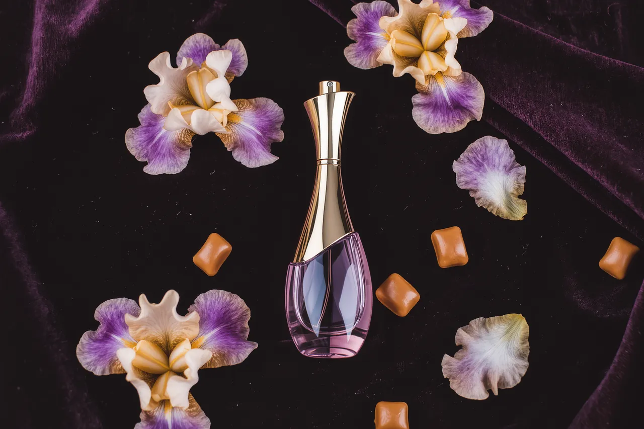 Схожі на La Vie Est Belle: солодка ірисова магія — без ціни від Lancôme